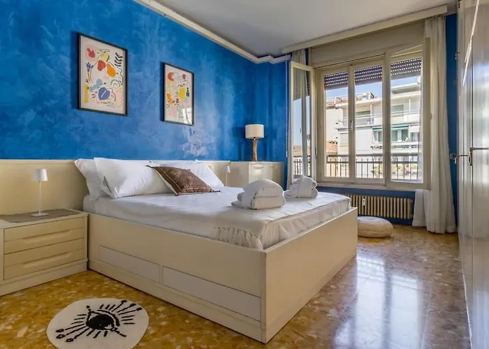 Vintage@theriver Apartman *